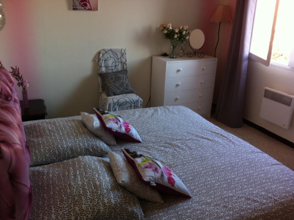 Appartement La Plage En Provence Le Pradet Oda fotoğraf