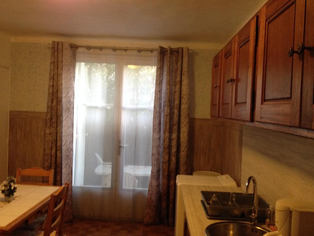 Appartement La Plage En Provence Le Pradet Oda fotoğraf
